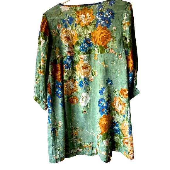 APRIL CORNELL | Oversized Charming Floral Boho Tunic Top - Picture 3 of 6
